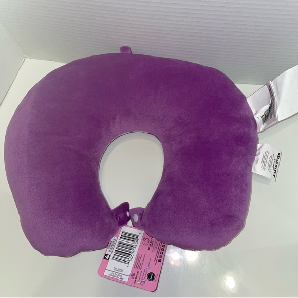 Hello Kitty Sanrio Travel Neck Pillow - Picture 3 of 3
